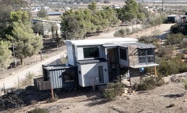 2500 m2  con 2 CABAÑAS EN VALLE DE GUADALUPE