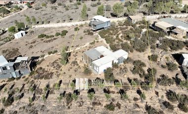 2500 m2  con 2 CABAÑAS EN VALLE DE GUADALUPE