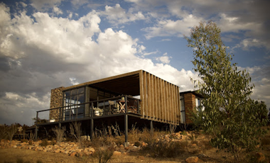 2500 m2  con 2 CABAÑAS EN VALLE DE GUADALUPE
