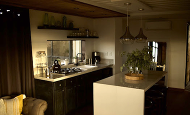 2500 m2  con 2 CABAÑAS EN VALLE DE GUADALUPE