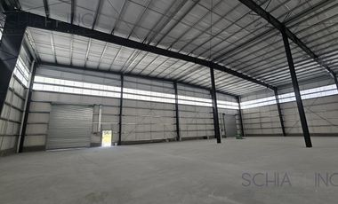 Nave Industrial en Aqluiler 1400 m2 PITEC 2 Fcio Varela