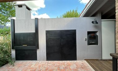 Alquiler Temporal - Casa en Barrio Palmares de Pilar - Pilar