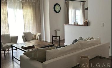 Alquiler Temporal - Casa en Barrio Palmares de Pilar - Pilar