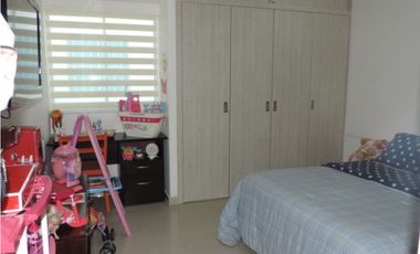 EN ARRIENDO CASA EN RODADERO RESERVADO