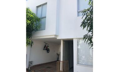 EN VENTA CASA EN RODADERO SUR A POCOS PASOS DEL MAR