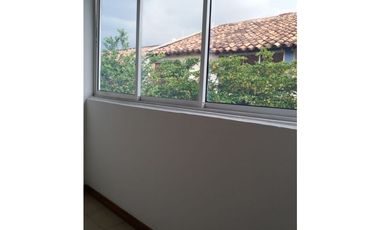 VENTA DE CASA EN RODADERO SUR