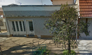 Casa en venta en Lanús, Lanús