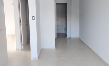 Departamento dos dormitorios en venta en housing zona norte