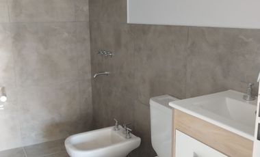 Departamento dos dormitorios en venta en housing zona norte