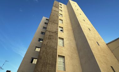 Edificio Comercial en  Alquiler
