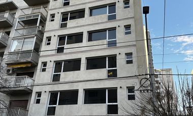 Edificio Comercial en  Alquiler