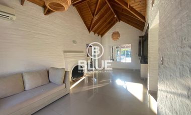Casa Venta Canning Echeverria del Lago 5 Ambientes