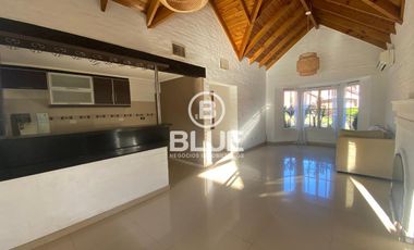 Casa Venta Canning Echeverria del Lago 5 Ambientes