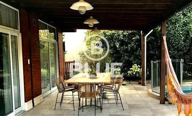 Casa Venta Canning Echeverria del Lago 5 Ambientes
