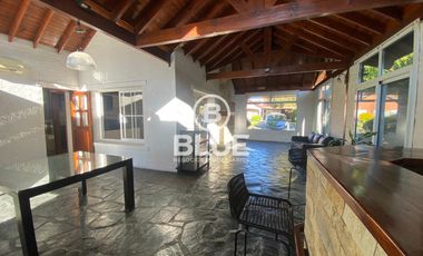 Casa Venta Canning Echeverria del Lago 5 Ambientes