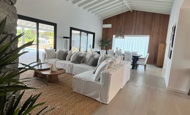 Casa en  venta en costa Esmeralda residencial 2 lote 239