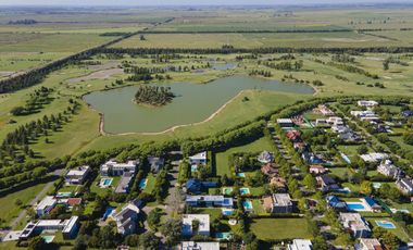 Lote de Terreno de 2.400 m2 en Kentucky
