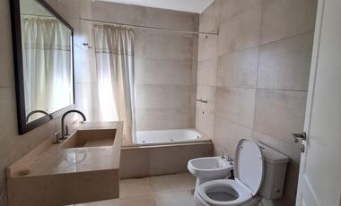 RBS. HERMOSA CASA EN EL CAMPO FINCAS EXCLUSIVAS, CARDALES.