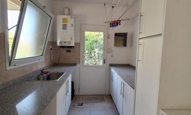 RBS. HERMOSA CASA EN EL CAMPO FINCAS EXCLUSIVAS, CARDALES.
