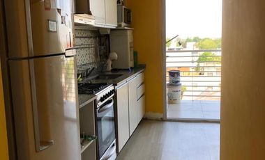 Departamento 3 ambientes en venta en la mejor ubicación de Lomas de Zamora Oeste