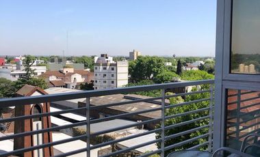 Departamento 3 ambientes en venta en la mejor ubicación de Lomas de Zamora Oeste