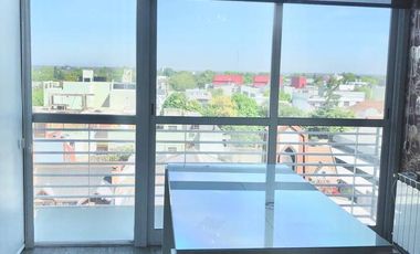 Departamento 3 ambientes en venta en la mejor ubicación de Lomas de Zamora Oeste