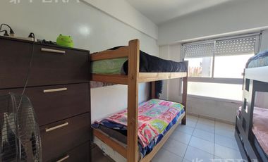 Venta departamento de 3 ambientes con balcón en Villa Lugano