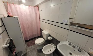 Venta departamento de 3 ambientes con balcón en Villa Lugano