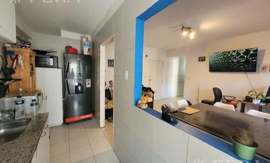 Venta departamento de 3 ambientes con balcón en Villa Lugano