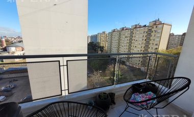 Venta departamento de 3 ambientes con balcón en Villa Lugano