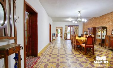 Casa en venta 5 amb con patio en Victoria