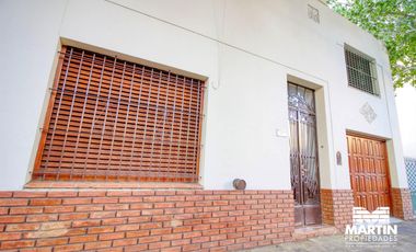 Casa en venta 5 amb con patio en Victoria