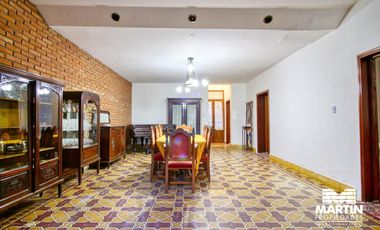 Casa en venta 5 amb con patio en Victoria
