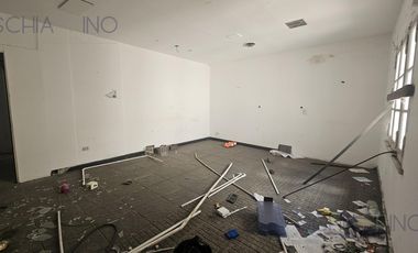 Galpón en  Alquiler en Wilde 2500 m2