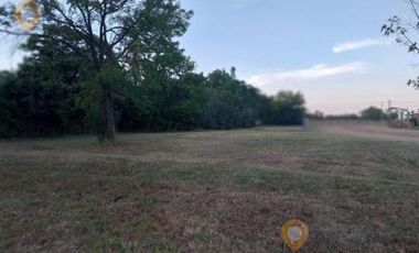 Terreno en Funes