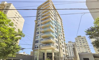 Piso de 4 ambientes con quincho, terraza y jacuzzi privados a estrenar, amenities cochera