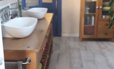 Casa en venta - 3 Dormitorios 2 Baños - Local - 333Mts2 - Bragado