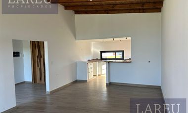 Casa en Venta - Santa Emilia, Pilar Del Este