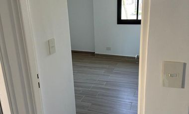 Casa en Venta - Santa Emilia, Pilar Del Este