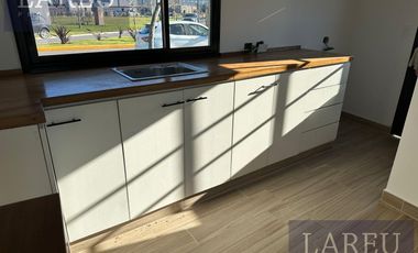 Casa en Venta - Santa Emilia, Pilar Del Este