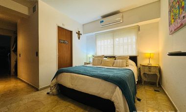 CASA VENTA MUNRO 7 AMBIENTES COCHERA