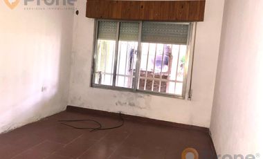 Casa en venta 1 dormitorio + comodín y cochera doble
