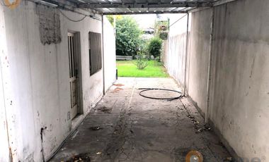 Casa en venta 1 dormitorio + comodín y cochera doble