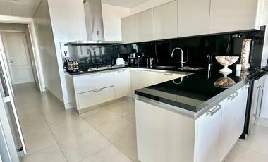 Excelente unidad 206m2 3 Suites   Dep y 3 cocheras. Le Parc Alcorta.