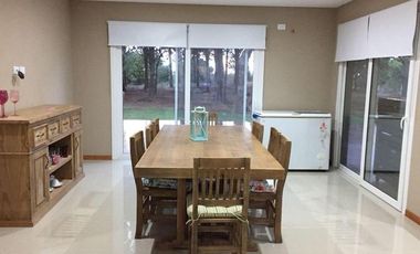 Pinamar, vendo casa en barrio cerrado La Herradura