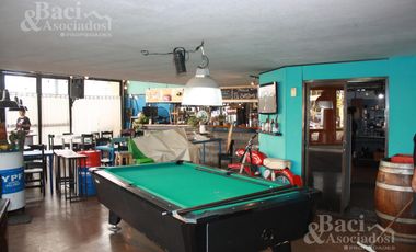 importante esquina en venta