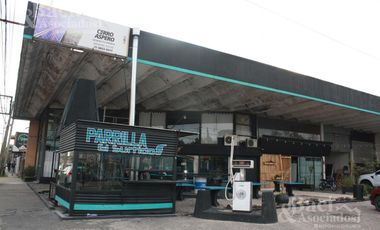 importante esquina en venta
