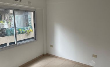 2 amb al fte con balcón y cochera - A Estrenar - Apto Crédito - Oportunidad!!!