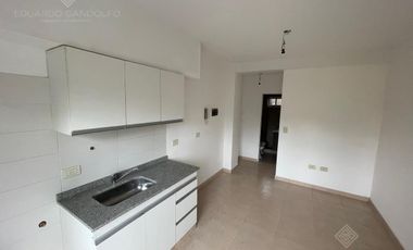 2 amb al fte con balcón y cochera - A Estrenar - Apto Crédito - Oportunidad!!!