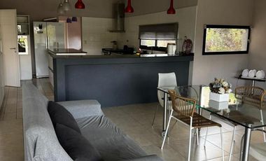 Casa en Barrio Privado 